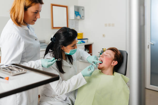 Best Dentist for Tooth Abscess  in Pittsville, MD